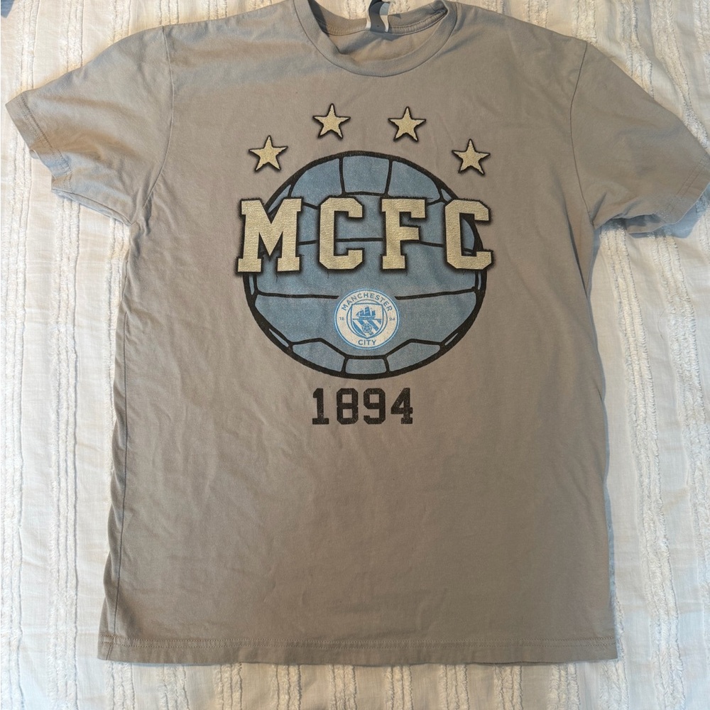 Manchester City Football Club Light Gray T-Shirt Men’s Medium